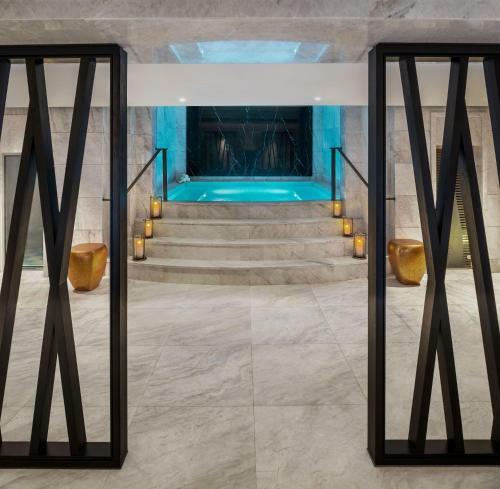 Hotel The St. Regis Shanghai Jingan
