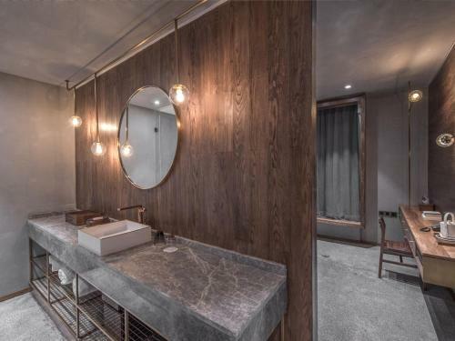 Yu Hotel