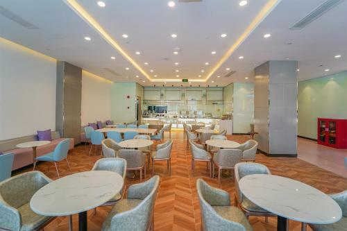 Shanghai Crown Crystal Hotel