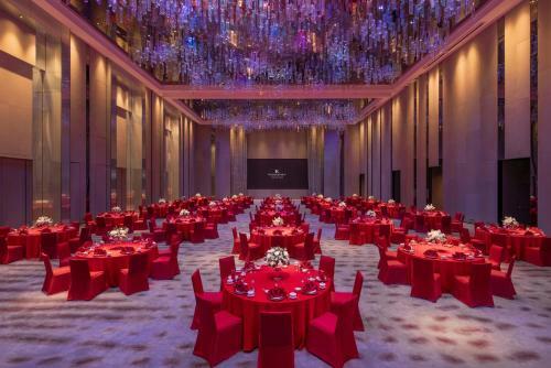 Renaissance Shenzhen Bay Hotel
