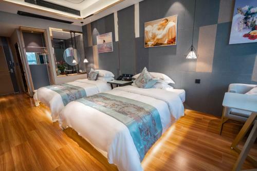 Tongren Qingyou Hotel