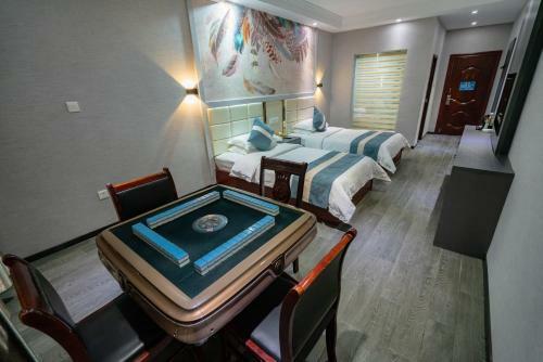 Hotel ??????