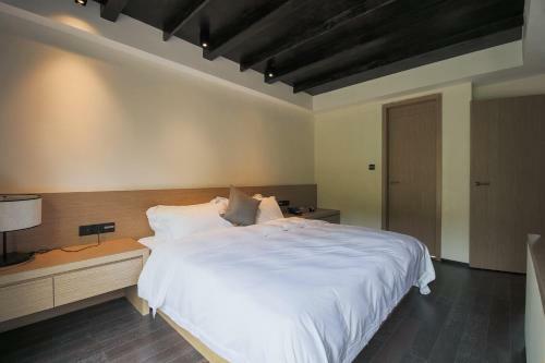 Wujing Shanhaijian Hotel