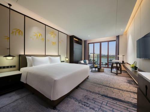 Wanda Realm Wuxi Hotel