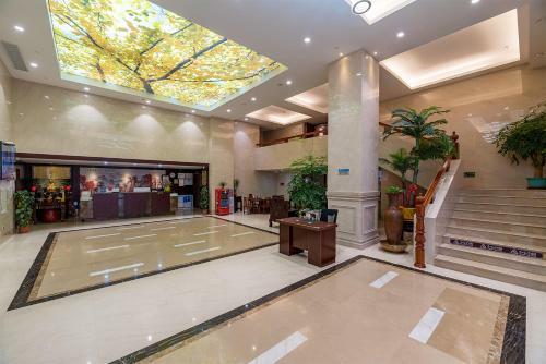Zongrui Hotel