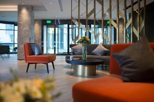 Ease Hotel (Xi'an High-tech Zone Zhangbasi Road)