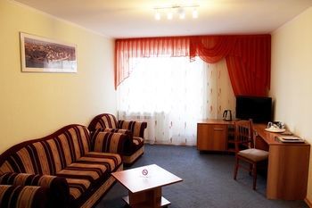 Hotel Aviator
