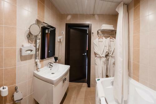 Armenia Hotel