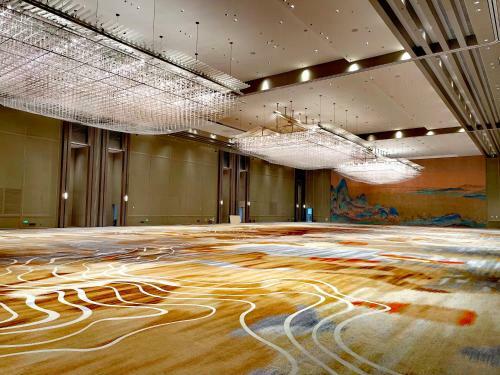 Hotel ????????