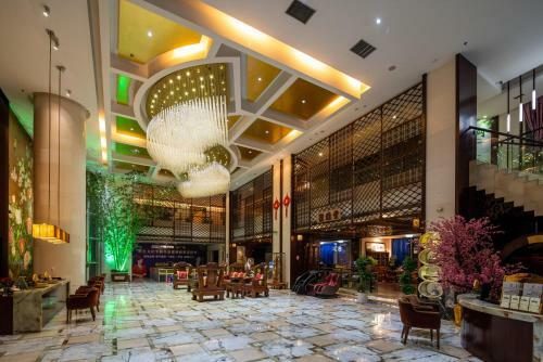 King Royal Hotel Yunfu