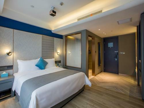 Lano Hotel Zhenjiang Rt-mart