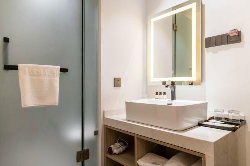 No.5 Vogue Hotel Suzhou