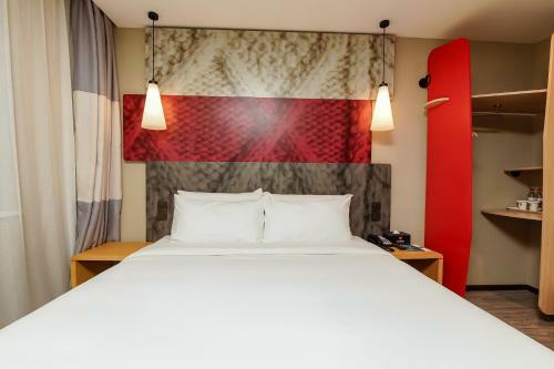 Ibis Suzhou Sanxiang Road Hotel