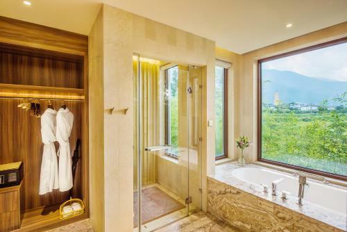 Hotel Dali Butterfly Resort