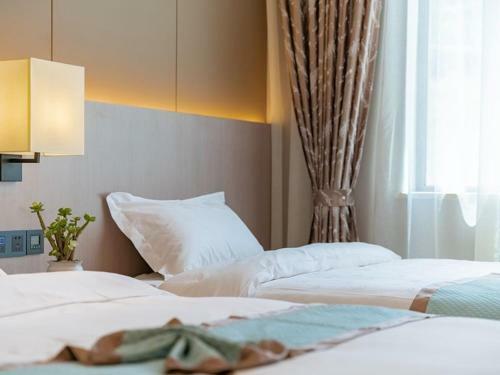 Greentree Eastern Dali Railway Station Hotel