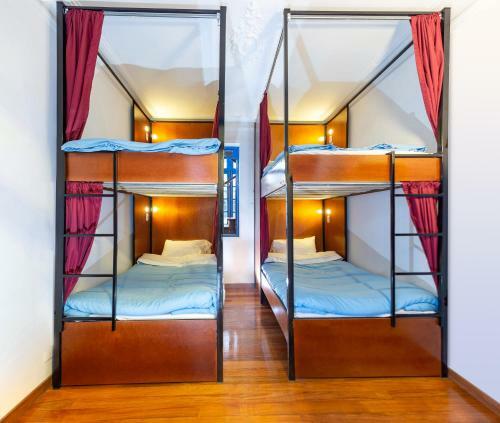 Granada Hostel