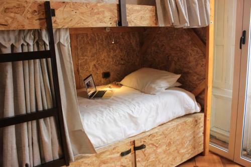 Albergue Hostal R10