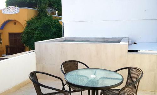 Beautiful 3 Bedroom Old City House