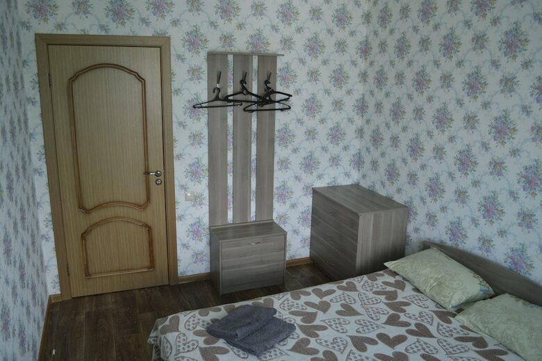 Hostal Perlovka Guest House