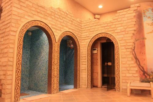 Kristall Hotel