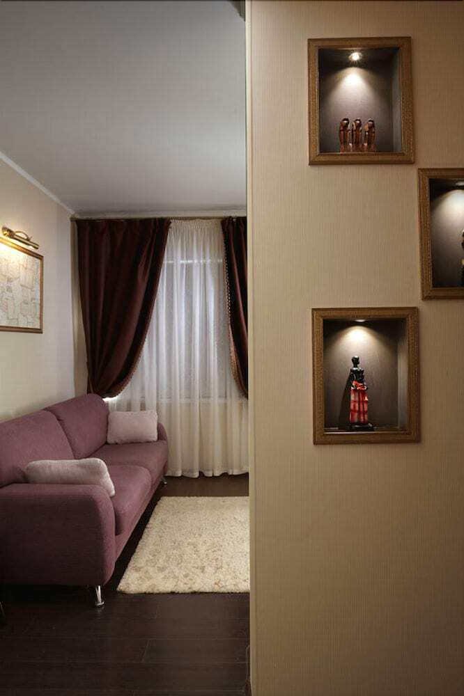 Kroshka Enot Hotel