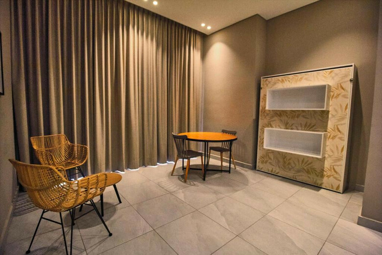 Fr Hotel