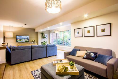 Apartamento Gorgeous Split Level Home In Provenza