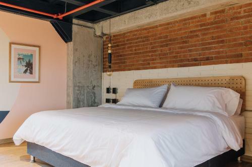 The Somos Hotel
