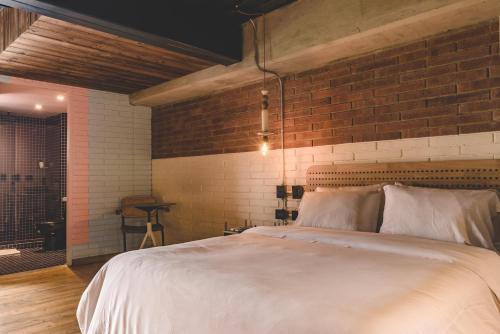The Somos Hotel