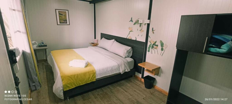 Isak Hotel