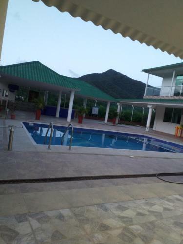 Hostal Caba�a Dubai