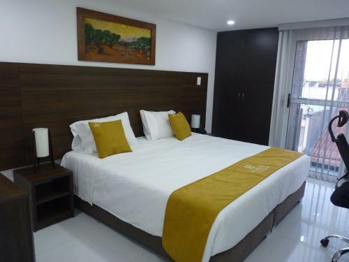 Hotel Business Center