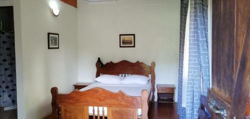 Kingfisher Lodge & Tours