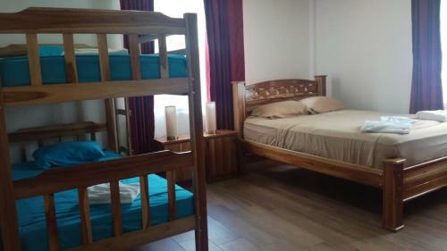 Hotel Corcovado & Drake Inn