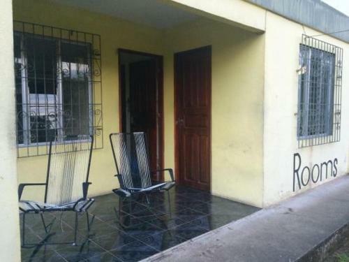 Hostal Cabinas Jerry