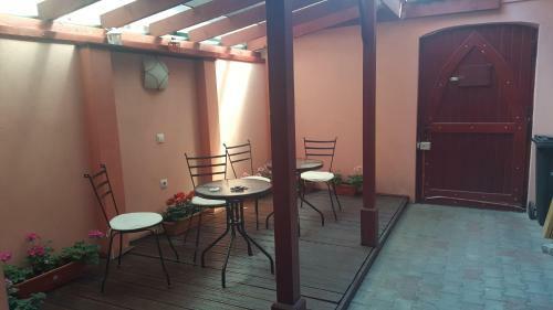 Hostal Pensiunea Podul Minciunilor