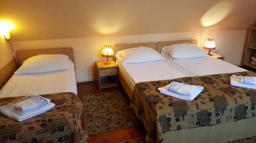 Hostal Pension Ela