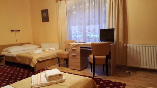 Hostal Pension Ela