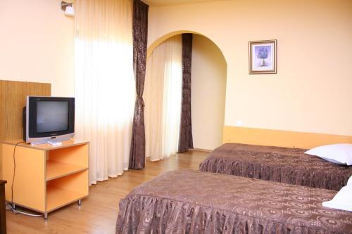Hostal Vila Delta Travel - Mila 23