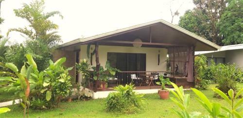 Hotel Tropical Suites