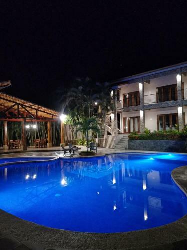Hotel Amira - Bed And Breakfast