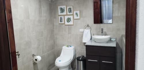 Bed & Breakfast La Villa Airport