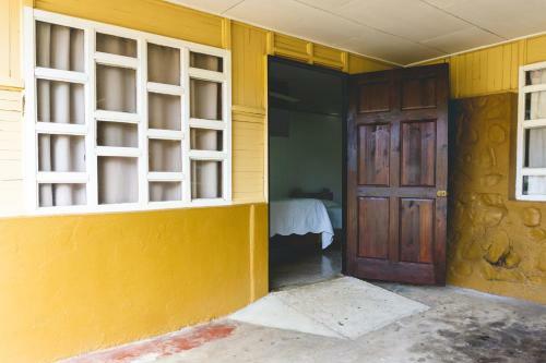 Hotel Cabinas El Prado