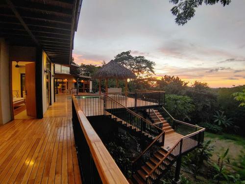 Ocean View Villa - Casana