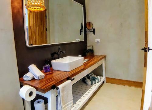 Ocean View Villa - Casana