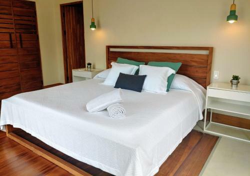 Ocean View Villa - Casana