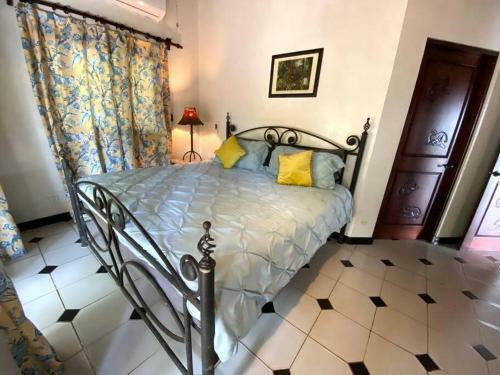 Villa Casa Blue Wind, Ocean View, 3bdr