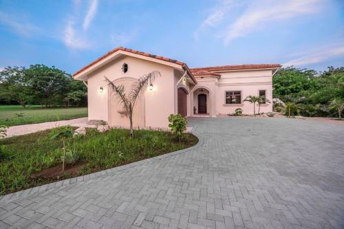 Villa Casa Bonita Beach