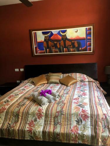 Casa La Colonial B&B