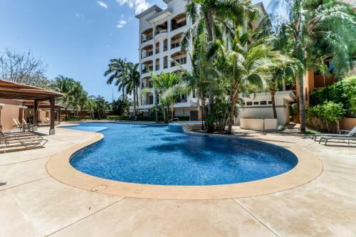 Peninsula 46